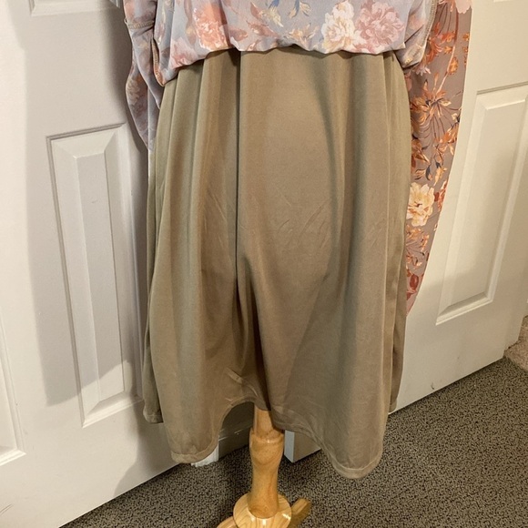 NWT Flying Tomato Floral Maxi Dress Size Small - Picture 9 of 13